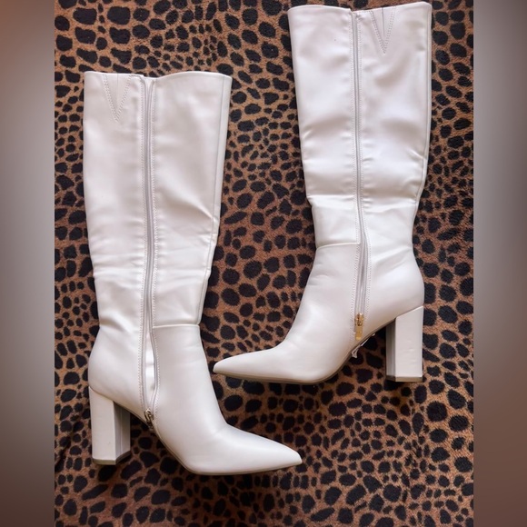 White long boots - Picture 5 of 5
